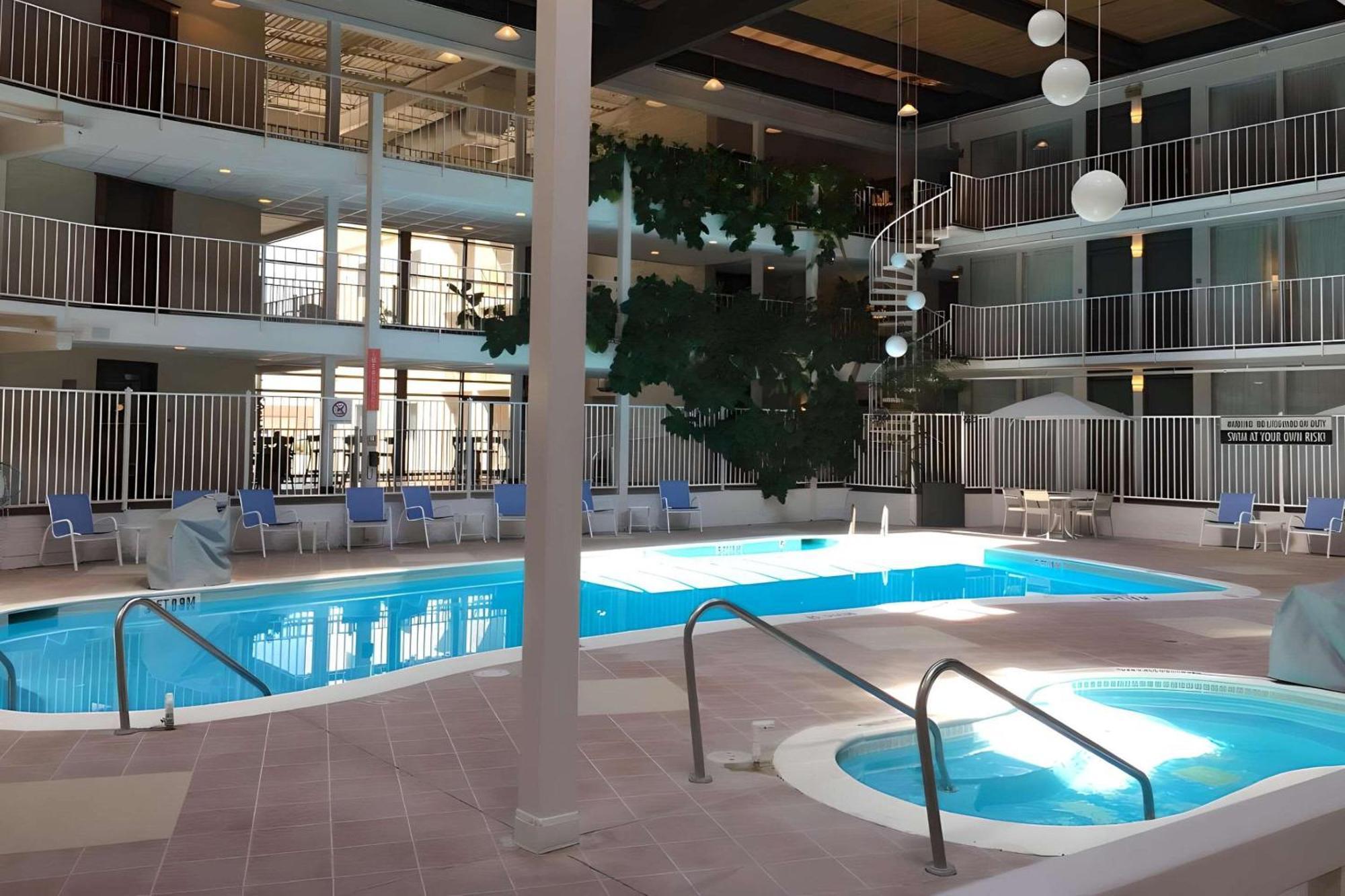 Quality West - Area Inn 3*